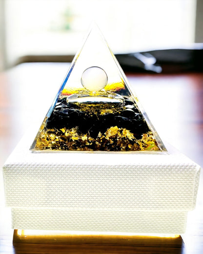 Orgoniet Piramide met Obsidiaan – Chakra Energie Generator, Reiki Meditatie Hulpmiddel met Natuurlijke Steen