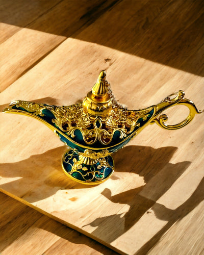 Petite Lampe d'Aladin Faite à la Main - Artisanat Artistique en Métal pour la Décoration de la Maison, gravure