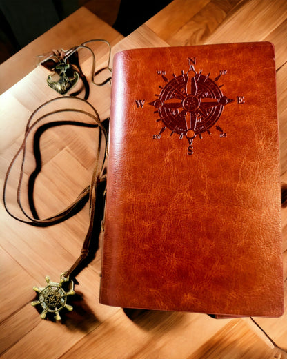 Carnet de Notes Nautique Vintage Taille A6 ou A7 - avec Motif de Boussole et Pages à Roulement - Disponible en différentes Variantes de Couleurs, possibilité de gravure