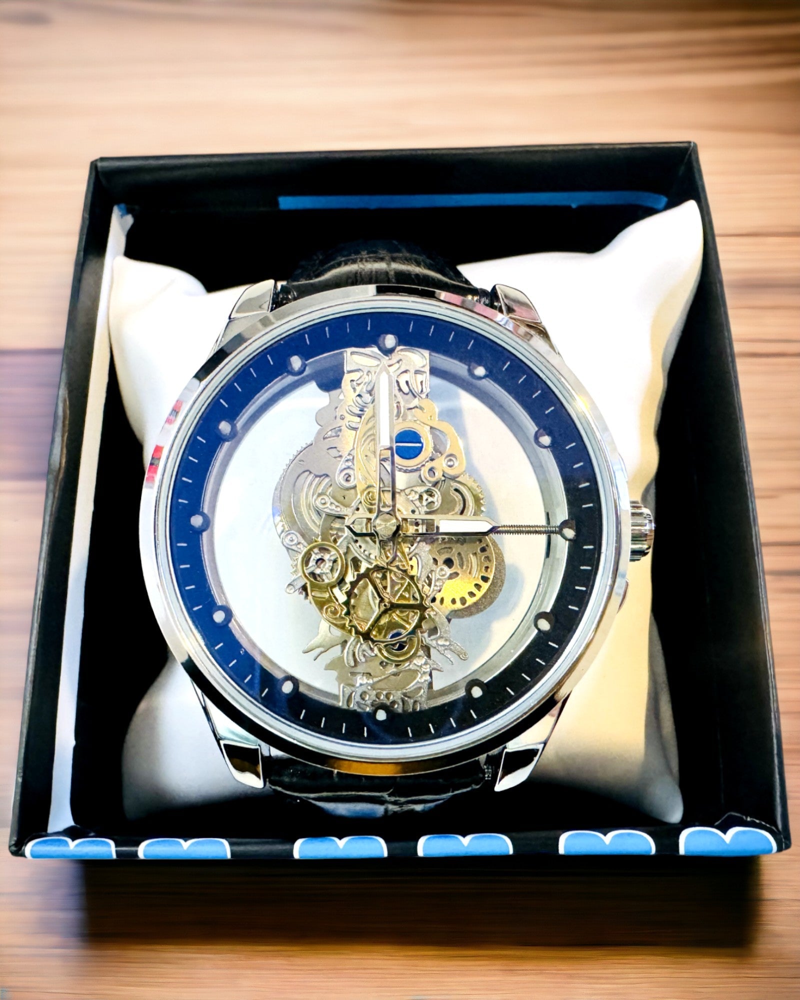 Montre Homme Quartz avec Cadran Transparent - Élégance Classique dans une Version Moderne bracelet noir. Personnalisation par gravure
