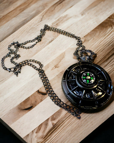 Montre de Poche avec Boussole – Pendentif Élégant de Style Vintage avec Squelette Creux et Cadran Noir, personnalisation par gravure