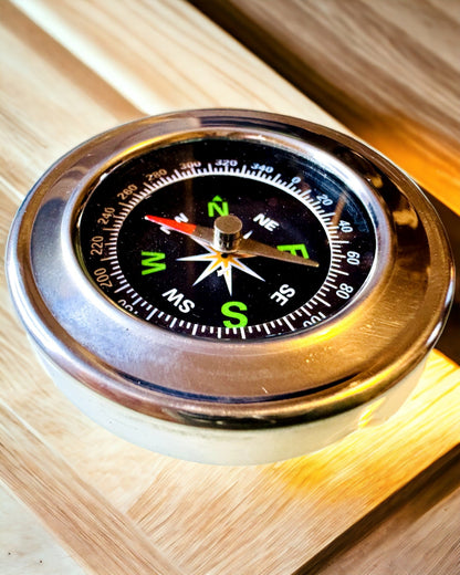 Kompas voor Kamperen van Roestvrij Staal – Waterdicht en Gepersonaliseerd