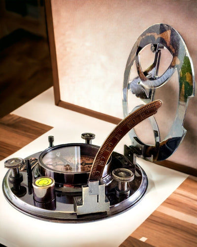 Antyczny Premium Kompas Nawigacyjny z Możliwością Grawerowania – Ręcznie Wykonany