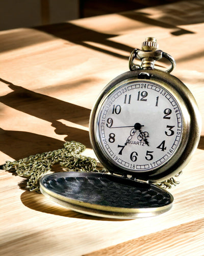 Montre de poche vintage personnalisable - or brossé