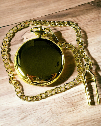 Montre de poche dorée avec possibilité de gravure
