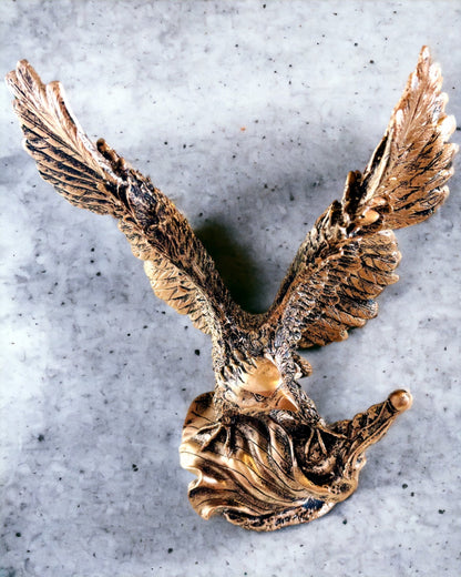 "Władca Wiatrów" - Sculpture Rétro d'Aigle au Style Vintage avec Option de Gravure
