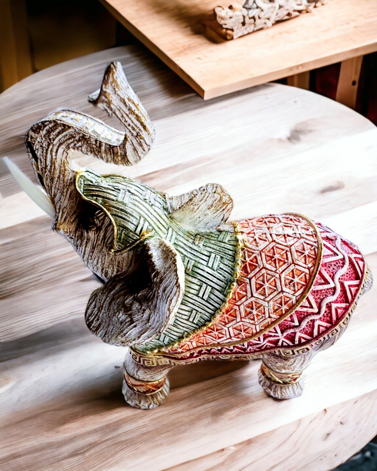 Elephant Pathway – Decorative Resin Elephant with Engraving Option