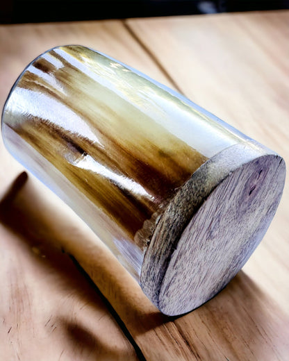 Handgemaakte Kleine Beker met Gravure Optie, Indiase Beker, personalisatiemogelijkheid als cadeau, gravure. Lichte kleur