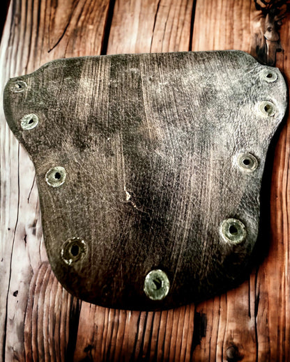 "Skrytka Leśnego Skrzata" - Handcrafted Small Leather Pouch
