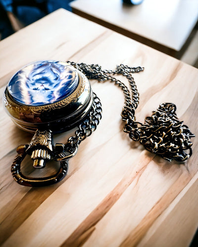 Montre de Poche "Chatte Stellaire" avec Gravure Personnalisable, 2 variantes de couleur au choix