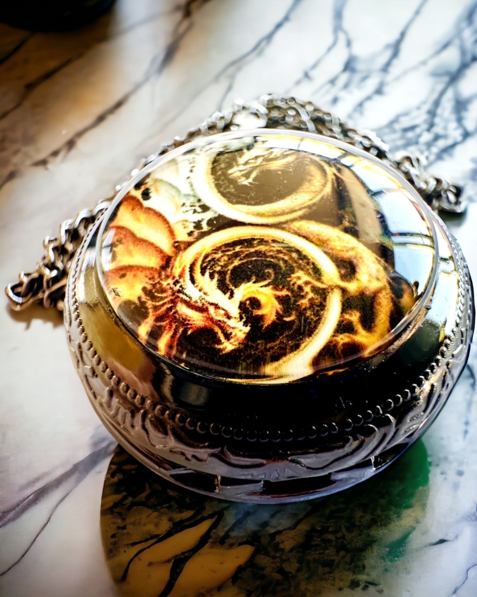 Taschenuhr "Drachen-Aura" mit Personalisierungsoption