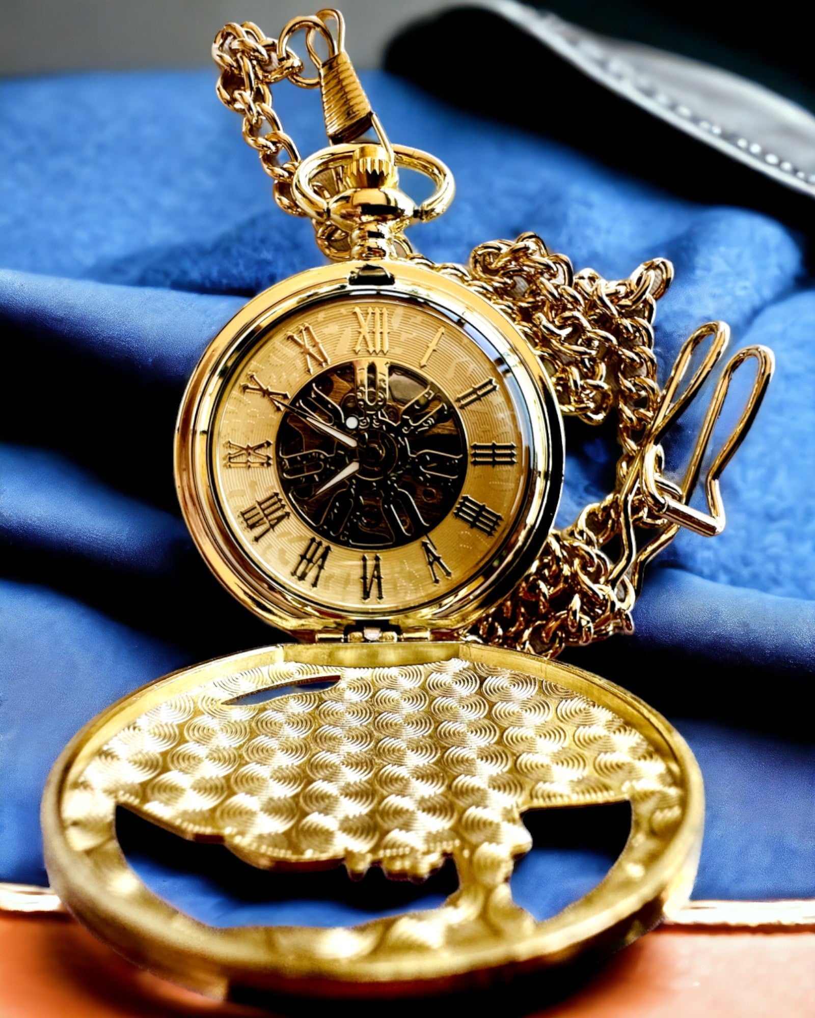 Montre de poche "Train Impérial", possibilité de personnalisation par gravure, couleur or