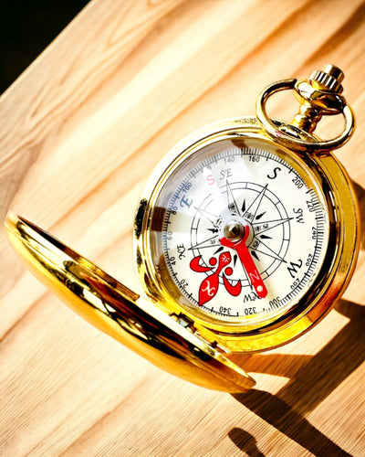 Kompas Wędrowiec met Gravure-optie - kleur goud