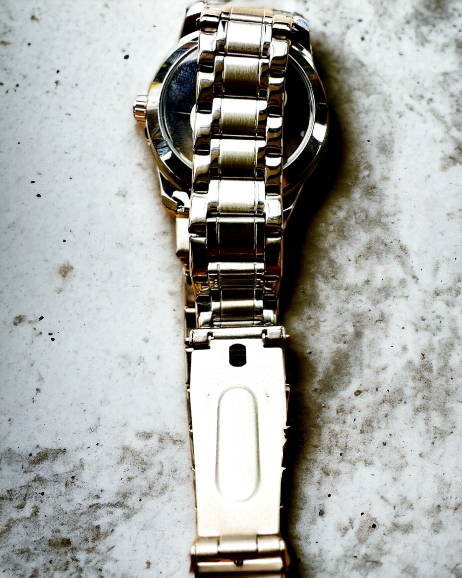 Montre homme élégante KIMSDUN Prestige Mécanisme Transparent et Élégance Sportive, possibilité de personnalisation avec gravure