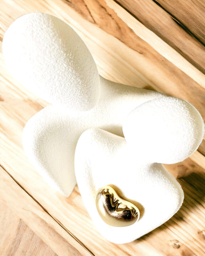 "Amour dans le cœur – Figurines Familiales en Céramique", possibilité de personnalisation par gravure