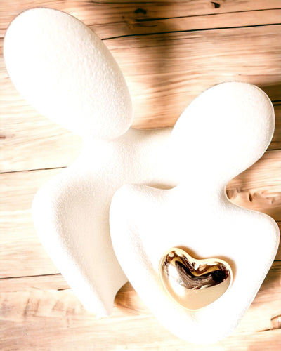 "Amour dans le cœur – Figurines Familiales en Céramique", possibilité de personnalisation par gravure