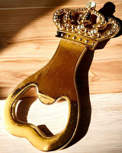 Bottle Opener King's Crown - gold color, personalization with engraving possible