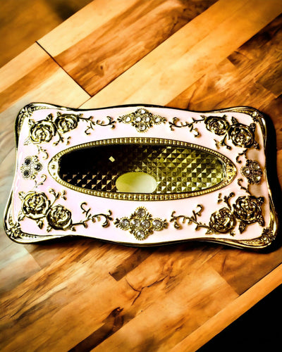 Boîte à Mouchoirs Rose Élégante avec Roses Gaufrées – Accent Luxueux pour Salon, Hôtel ou Club