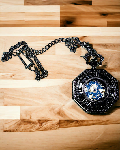 Klassiek Achtkantig Mechanisch Zakhorloge Steampunk in Zwart, Gravure