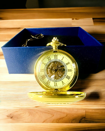 Montre de Poche Rétro Sculptée avec Mécanisme à Remontage Manuel, couleur Dorée avec Échelle Romaine et Cadran Lumineux, Style Vintage