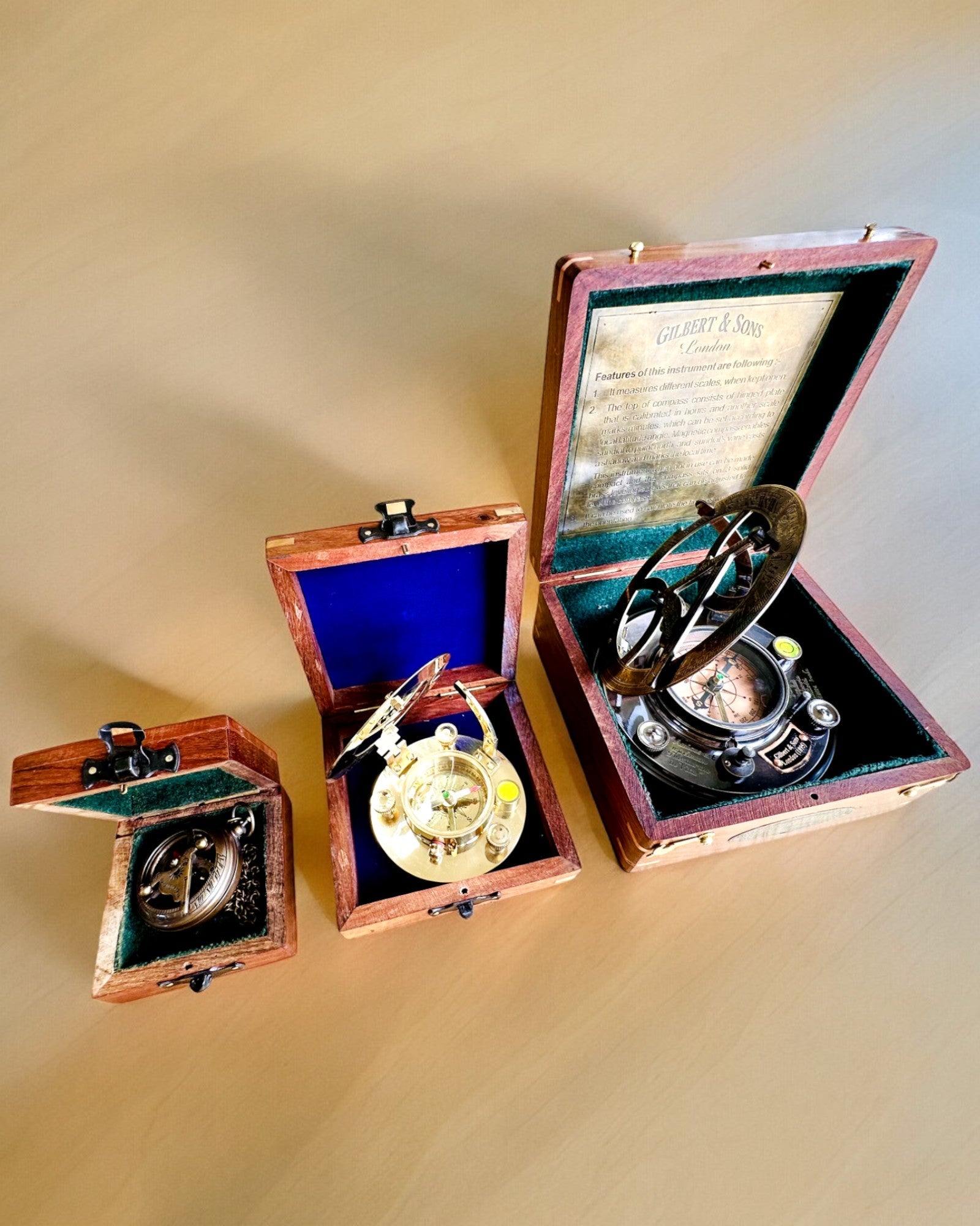 Grand Coffret en Bois pour Boussole "Gilbert & Sons" avec Possibilité de Gravure