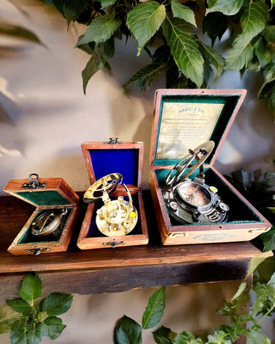 Boîte en bois pour boussole compacte "Maritime" - possibilité de personnalisation par gravure