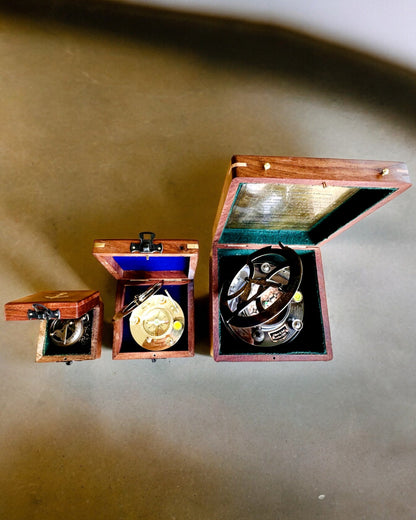 Grand Coffret en Bois pour Boussole "Gilbert & Sons" avec Possibilité de Gravure