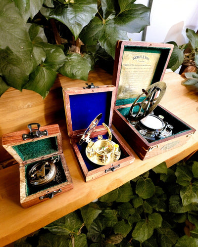 Boîte en bois pour boussole compacte "Maritime" - possibilité de personnalisation par gravure