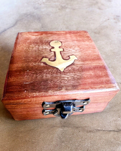 Boîte en bois pour boussole compacte "Maritime" - possibilité de personnalisation par gravure