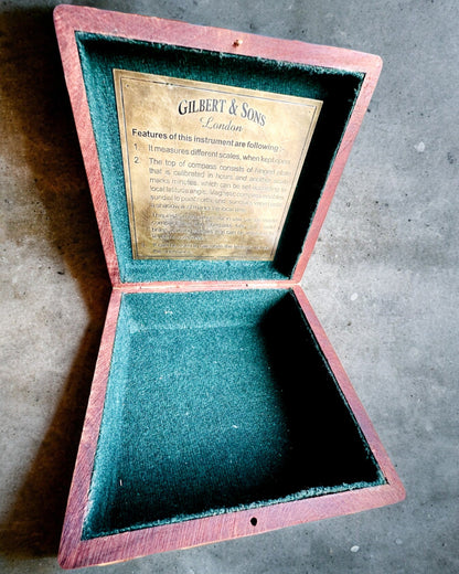 Grand Coffret en Bois pour Boussole "Gilbert & Sons" avec Possibilité de Gravure