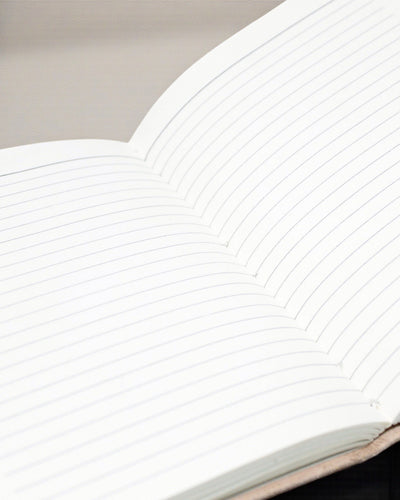 Carnet en cuir avec pierre de chakra (22,5 x 15 cm)