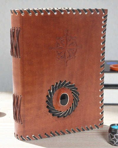 Carnet en cuir onyx noir et boussole 17x12 cm