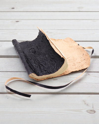 Carnet de voyage en cuir enroulé - 96 pages - Noir 21x15cm