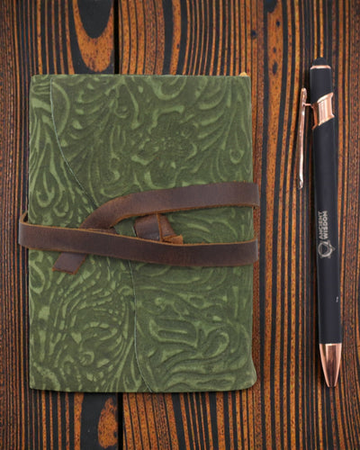 Green Maze Vintage – leather notebook with aged pages 12,7 × 8,9 cm