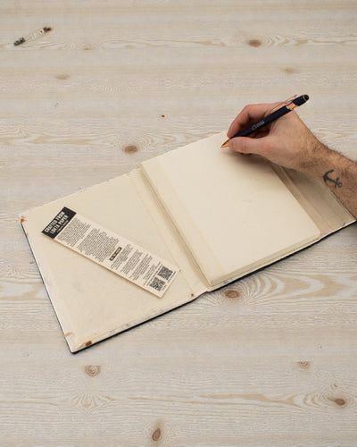 Groot Lokta-notitieboek Botanische bloei – Bloemen (45 bladen, 21 x 15 cm)