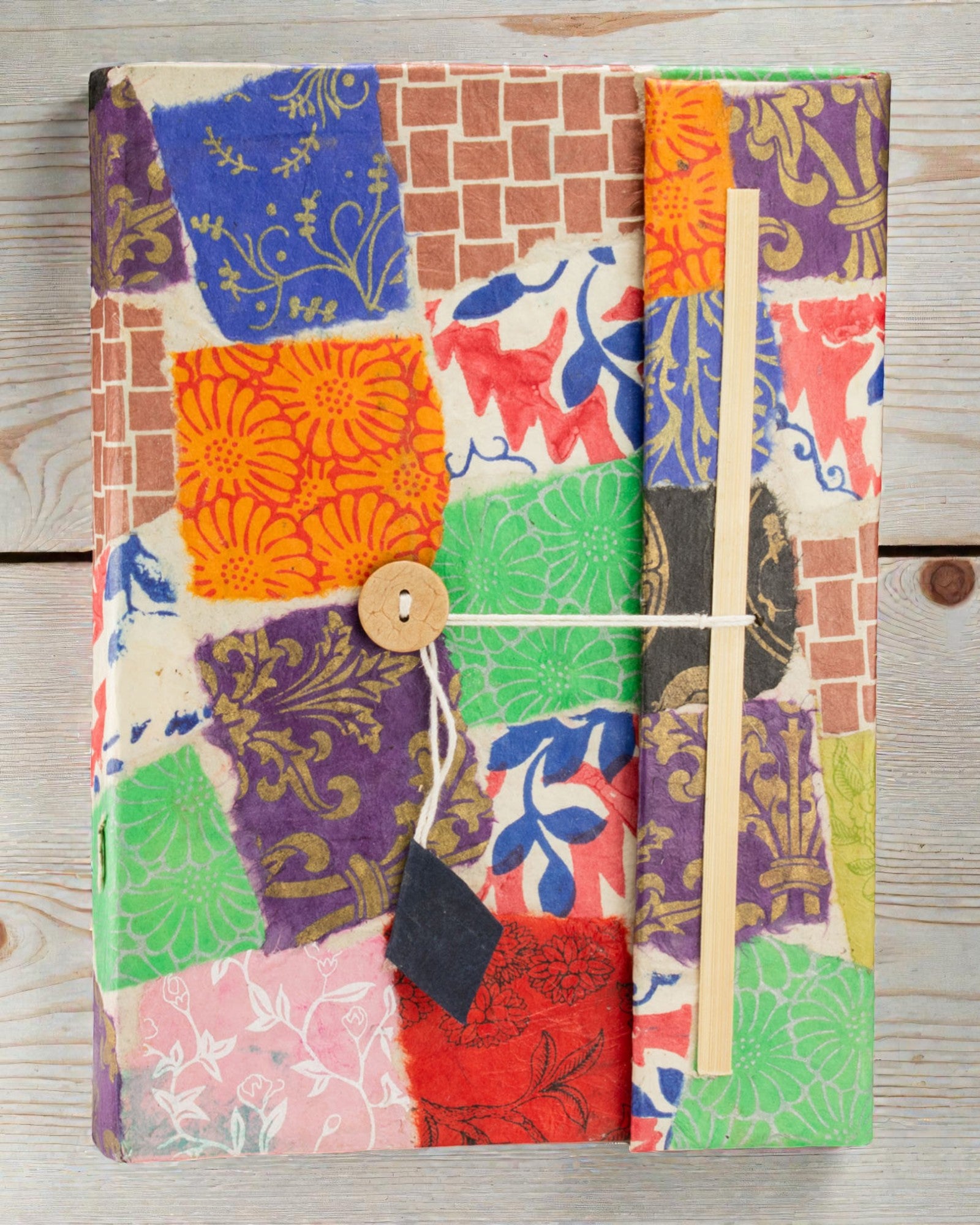 Grand cahier Lokta en patchwork – Multicolore (45 feuilles, 21 x 15 cm)