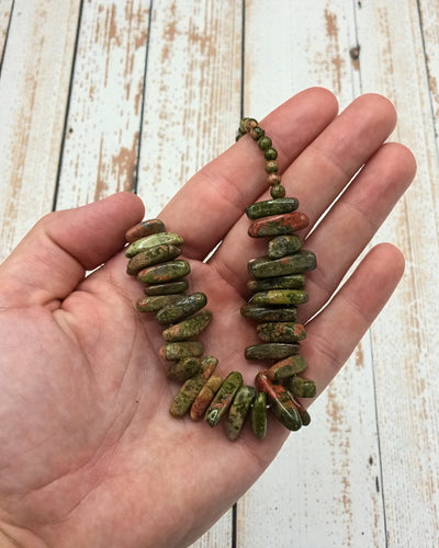 Forest Harmony – Necklace of Long Moss Agate Stones
