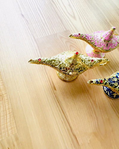 Magische Lamp van Aladdin met Graveeroptie - Donkerblauwe Variant, verweven met goud