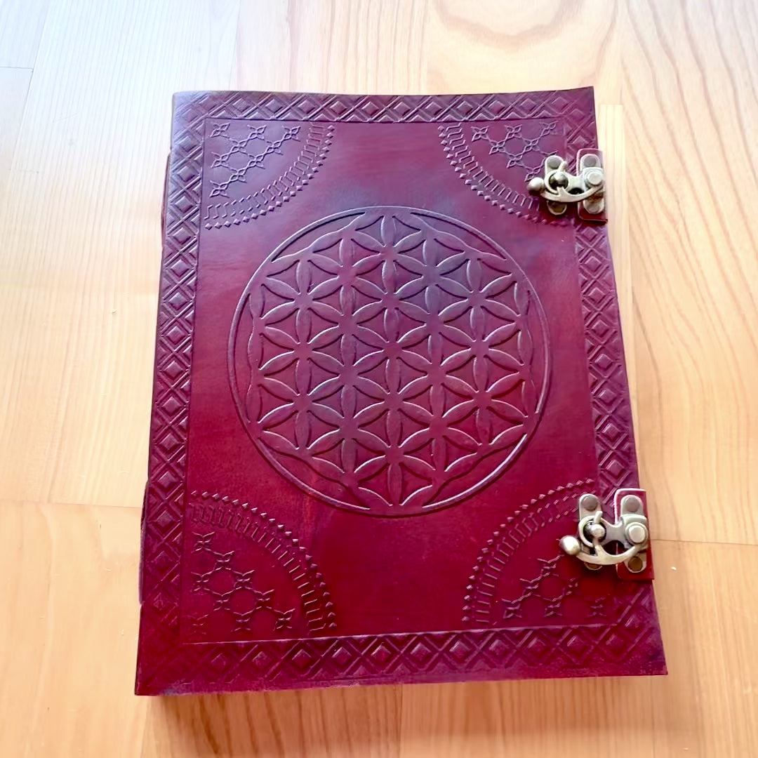 Leather Notebook Mandala of Life Grande – Hand-Embossed Flower of Life 25 × 33 cm
