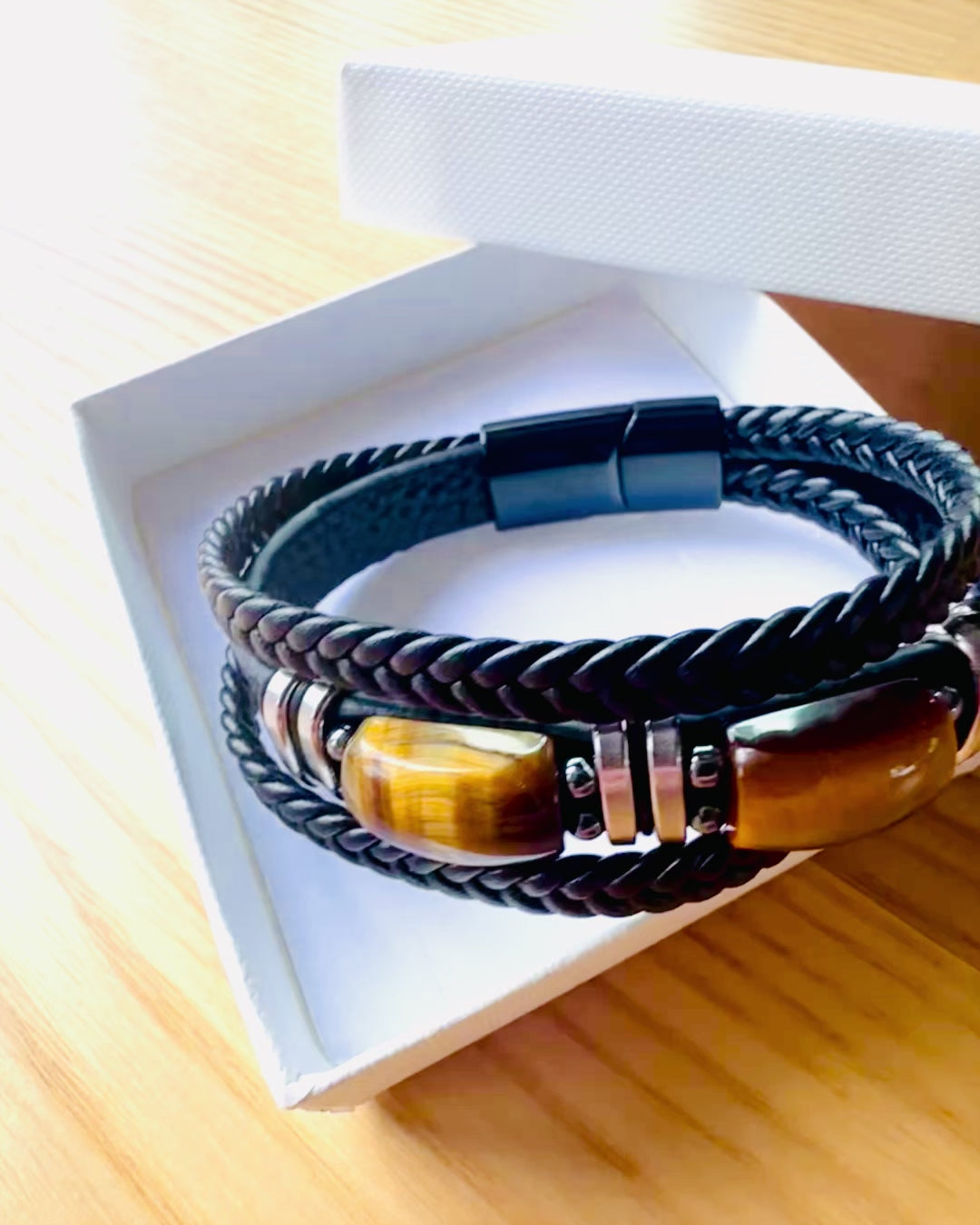 Personalisierbares Geschenkarmband „Tigerauge”