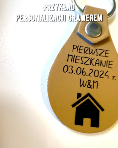 PU-Lederschlüsselanhänger mit Gravurpersonalisierung - In 5 Farben erhältlich