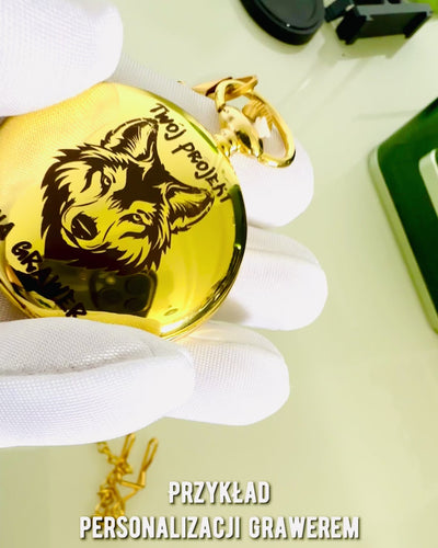 Montre de poche dorée avec possibilité de gravure