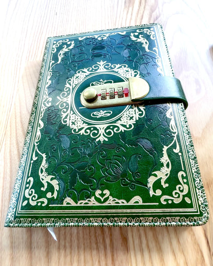 Carnet en Cuir Exclusif "Sekretnik" A5 avec Serrure à Code - personnalisation par gravure
