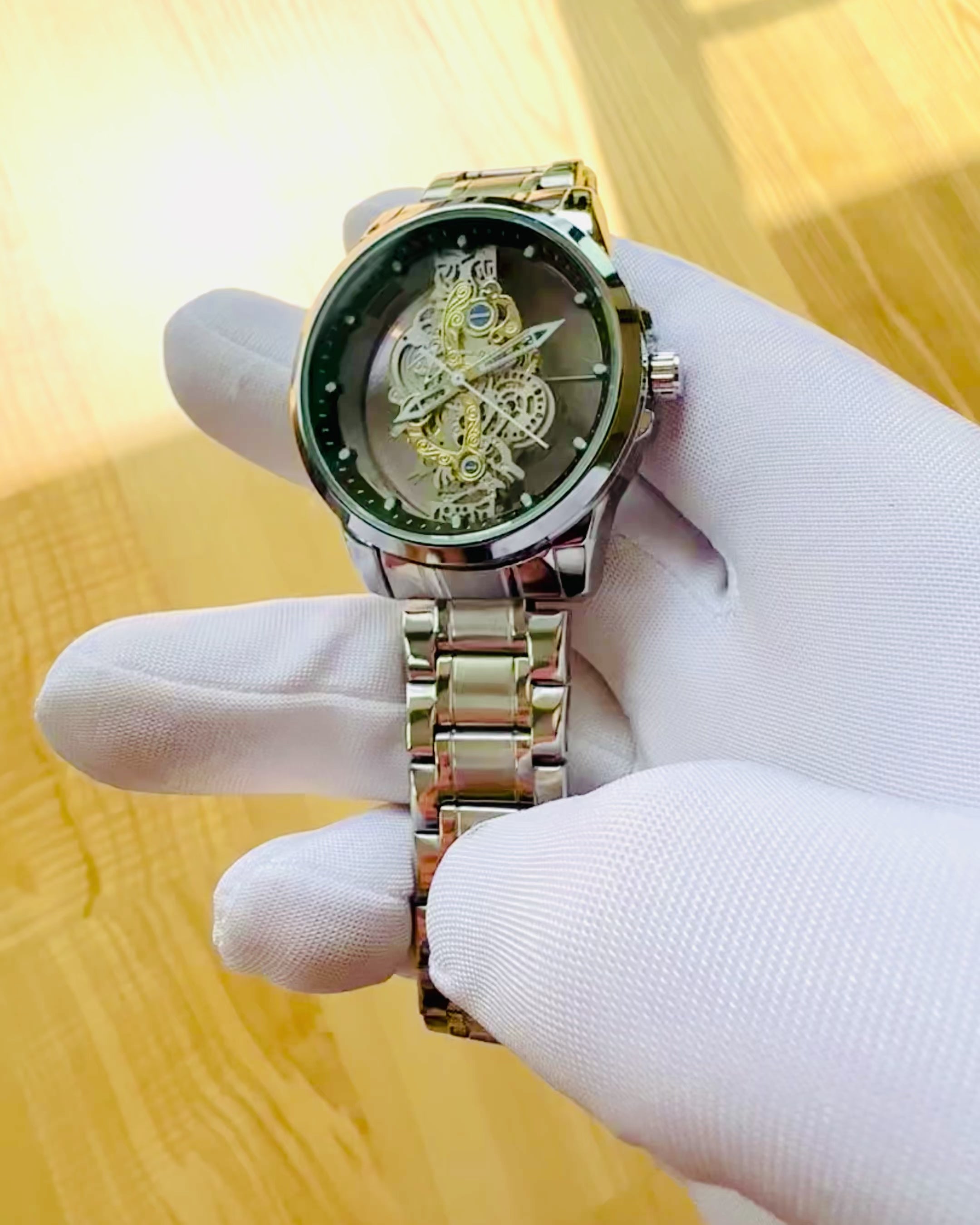 Montre homme élégante KIMSDUN Prestige Mécanisme Transparent et Élégance Sportive, possibilité de personnalisation avec gravure