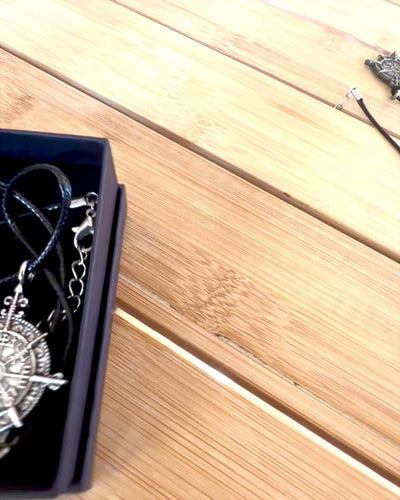 Amulette Guerrier du Nord - Boussole Viking, possibilité de personnalisation avec gravure pour cadeau, 2 variantes au choix