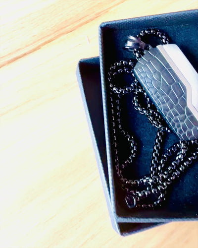 Herenketting Dog Tag „SteelVision” – roestvrij staal, 15 varianten, personalisatie met gravure