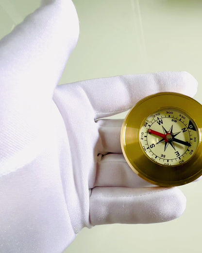 Boussole de Navigation avec Possibilité de Gravure, Laiton, Design Classique – 5 cm