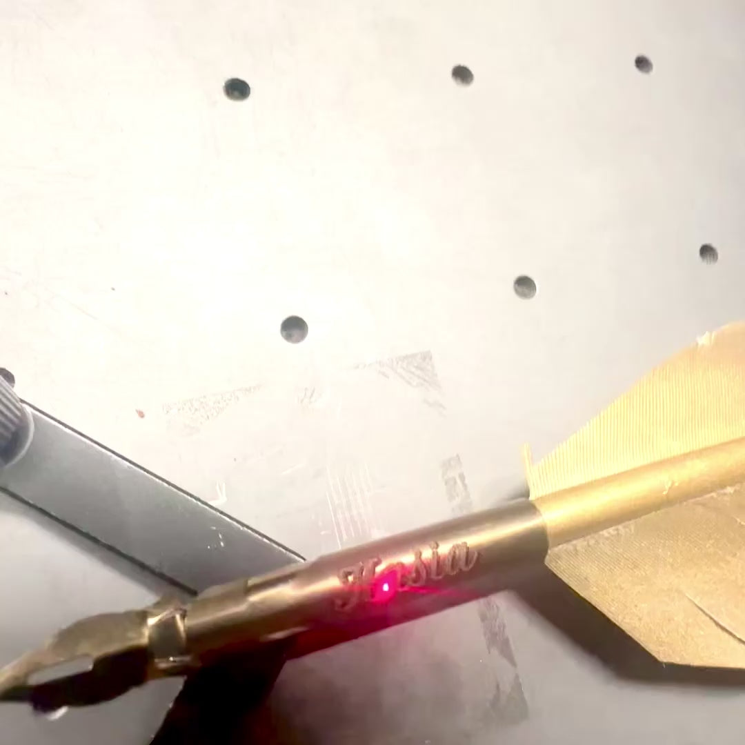 Stylo d'oie doré pour calligraphie avec possibilité de gravure personnalisée