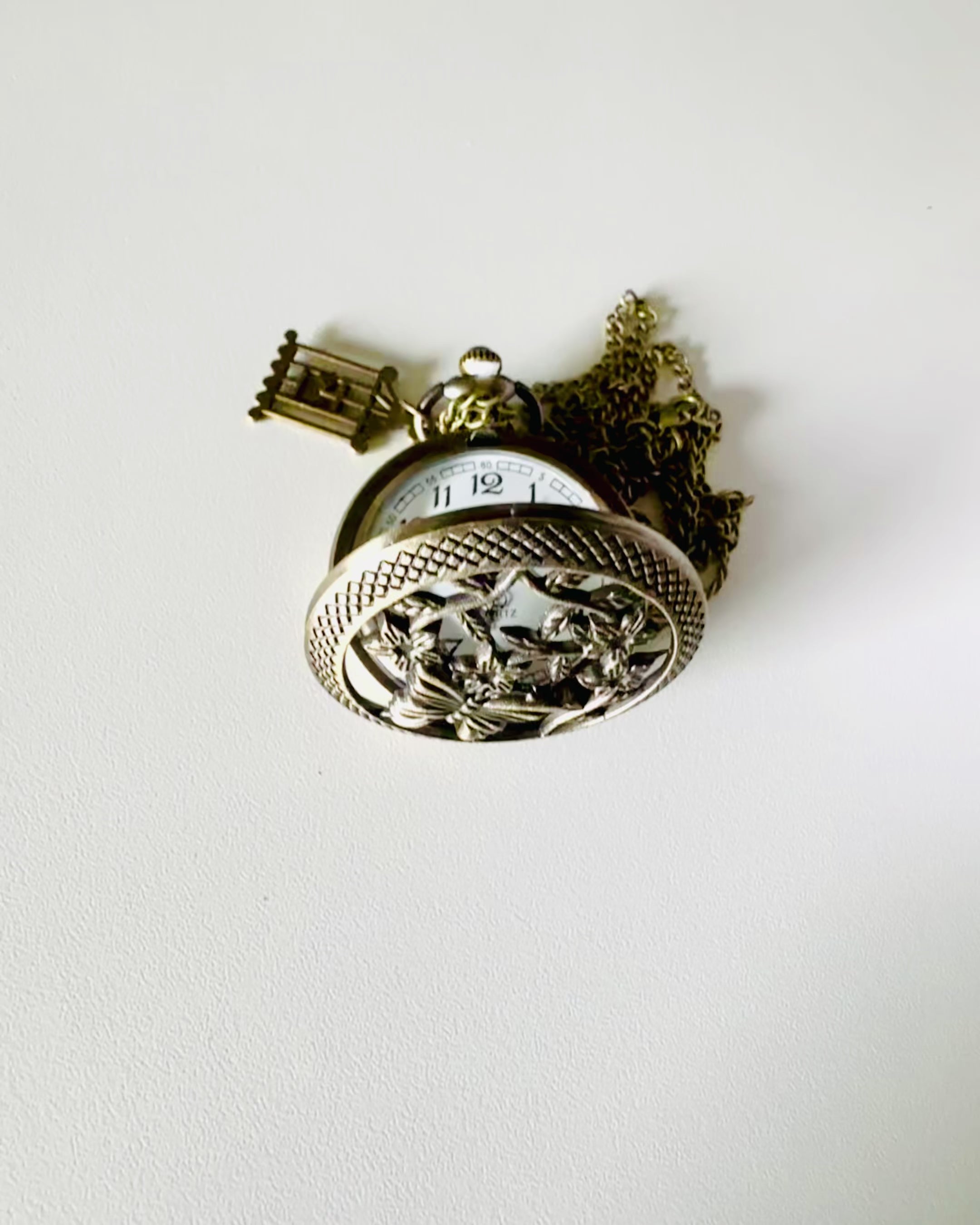Taschenuhr "Schmetterling Eleganz" mit Gravurpersonalisierung