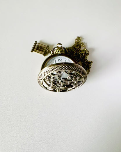 Taschenuhr "Schmetterling Eleganz" mit Gravurpersonalisierung